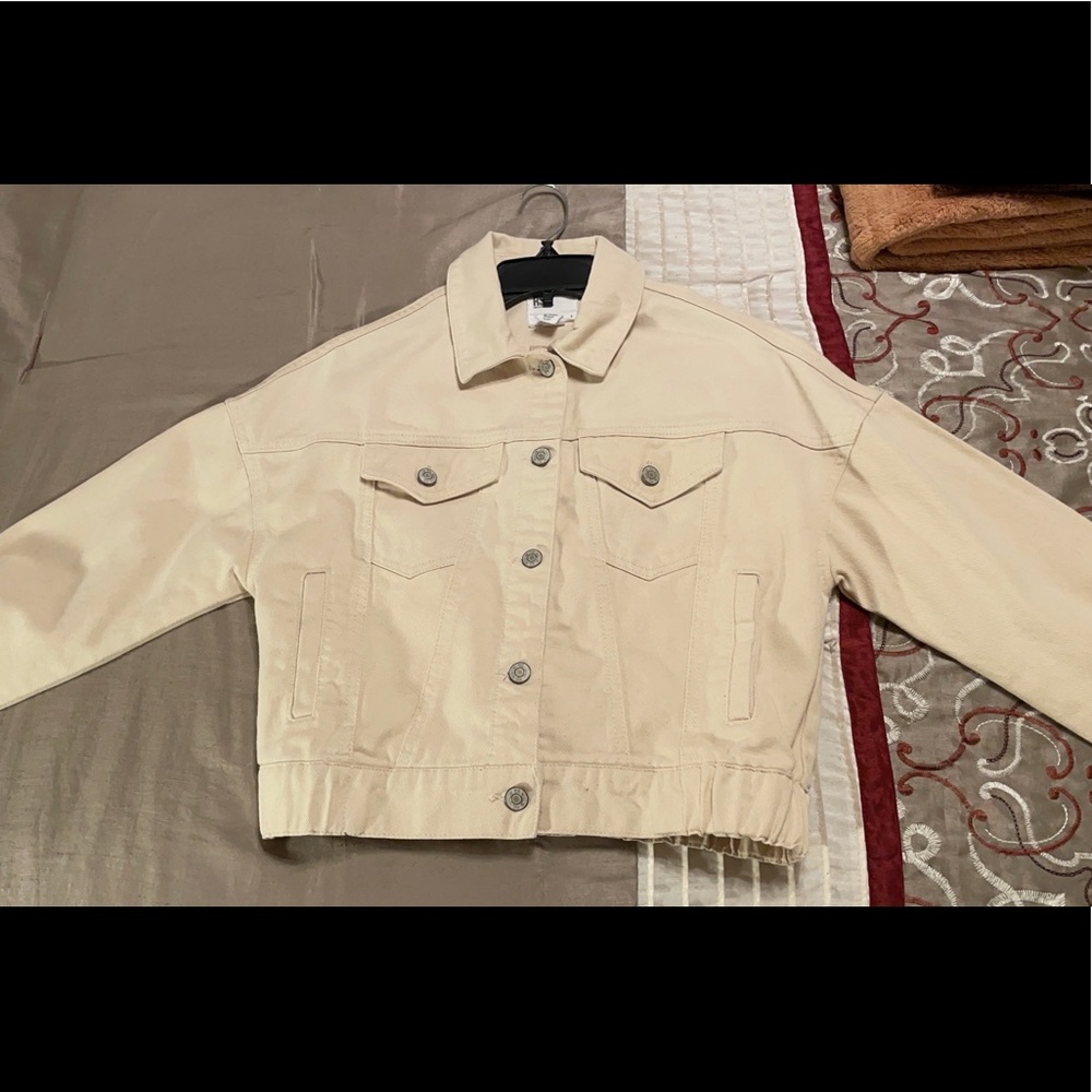 RSQ Denim Jacket, size: small, color: cream, great condition! 100% cotton.